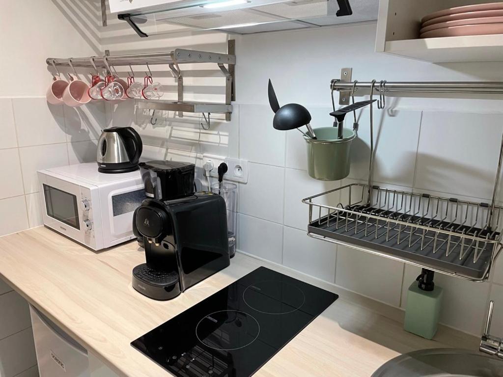 STUDIO HYPERCENTRE à 1 MN PLAGE ET DES PORTS Granville Ngoại thất bức ảnh